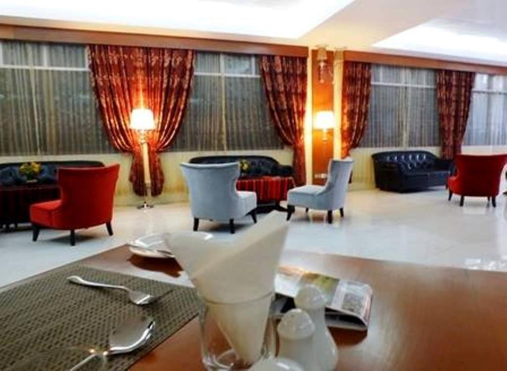 Oway Grand Hotel Mandalay Extérieur photo