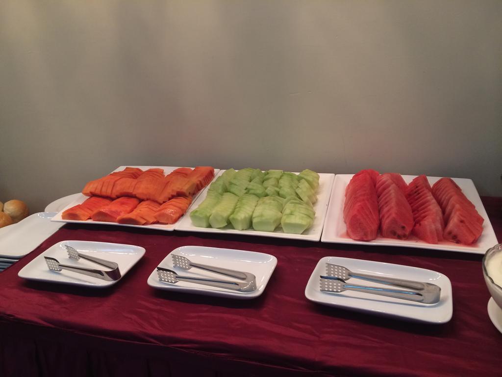Oway Grand Hotel Mandalay Extérieur photo