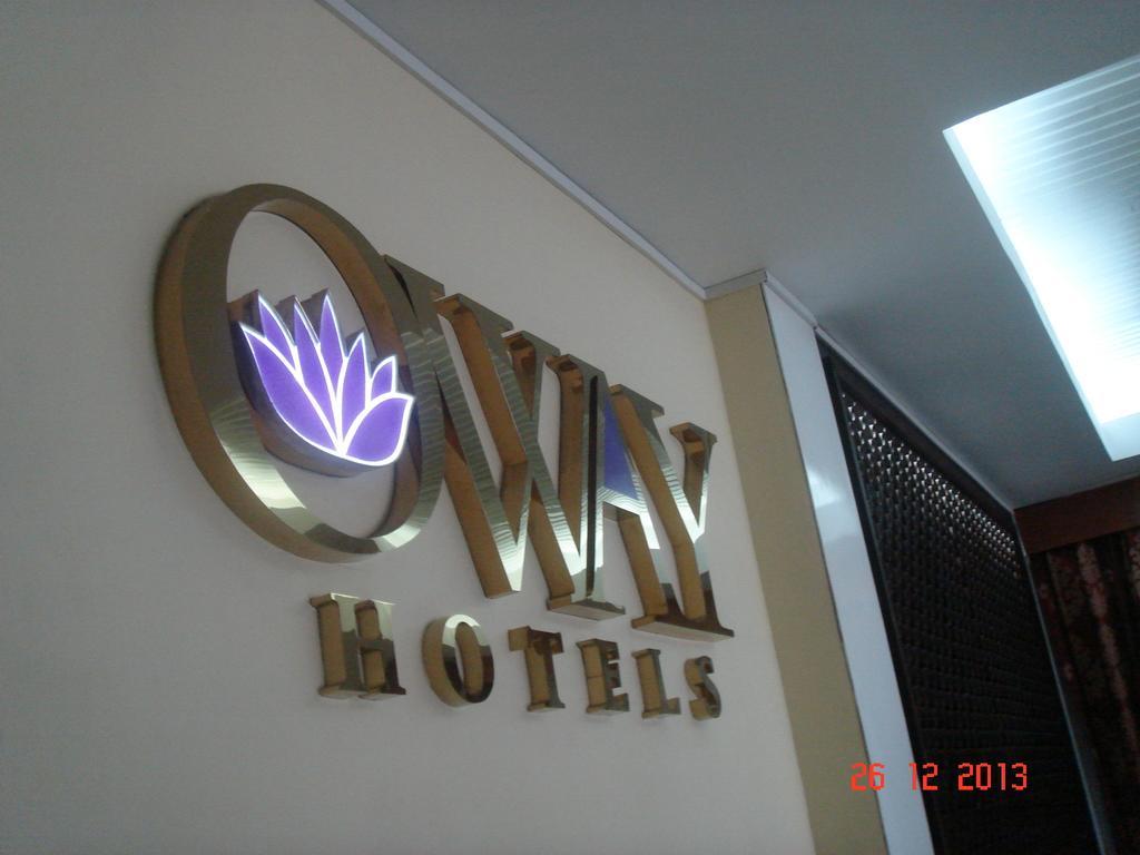 Oway Grand Hotel Mandalay Extérieur photo