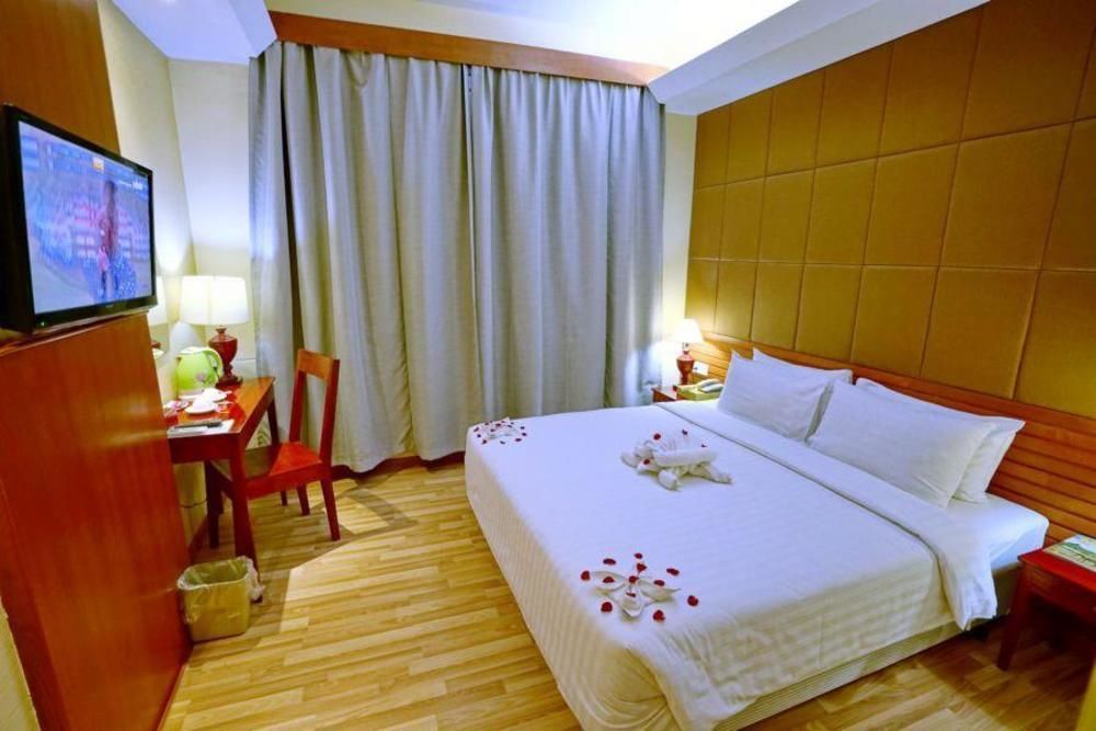 Oway Grand Hotel Mandalay Extérieur photo